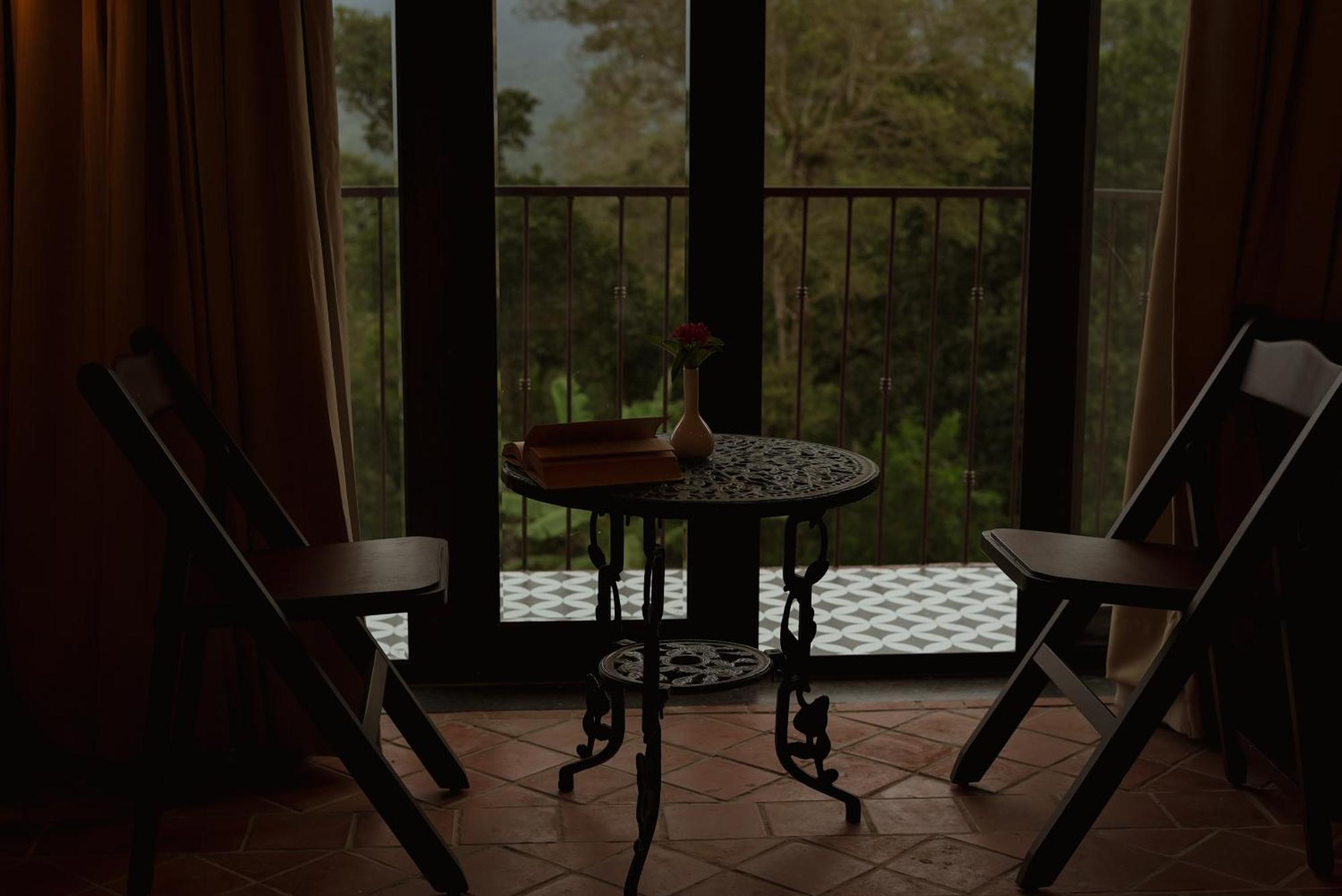 Old Kent Estates & Spa, Coorg Suntikoppa Exterior foto